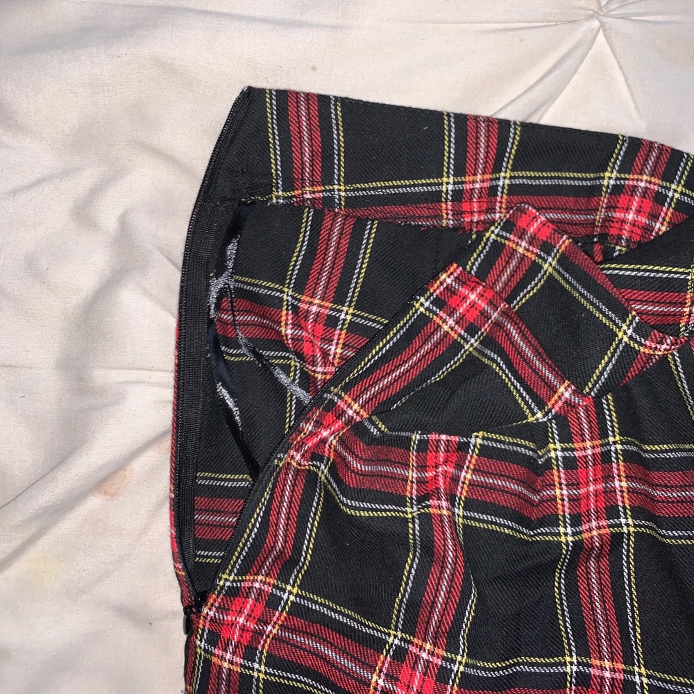Pants - Picture 3 of 4